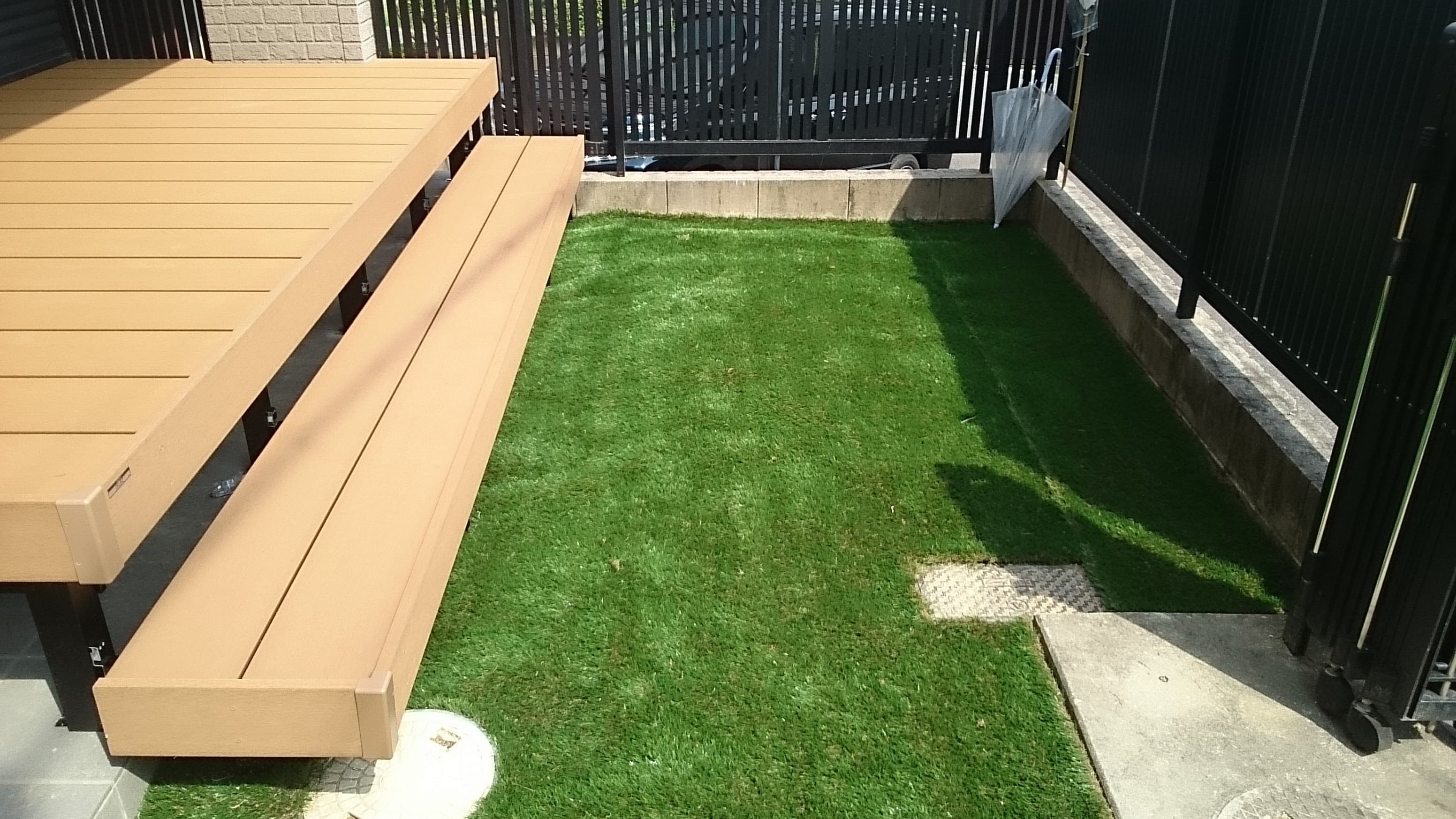 人工芝設置 | 名古屋市瑞穂区のエクステリア工事ならイズ美