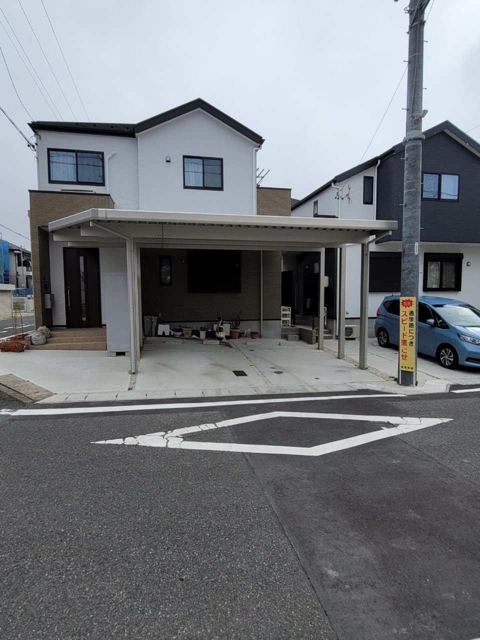 カーポート設置 | 名古屋市瑞穂区のエクステリア工事ならイズ美