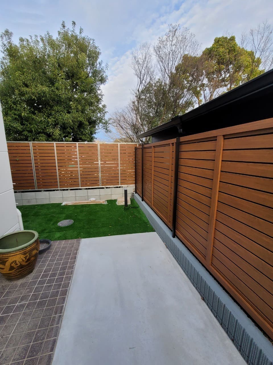 目隠しフェンス設置 | 名古屋市瑞穂区のエクステリア工事ならイズ美